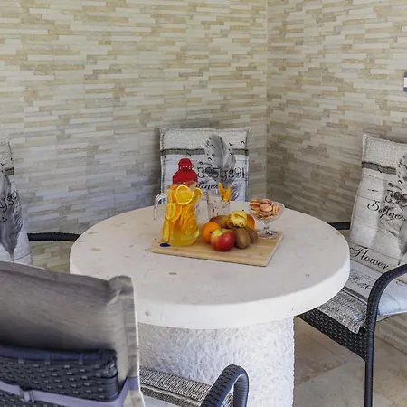 Dragica By Interhome Дом отдыха